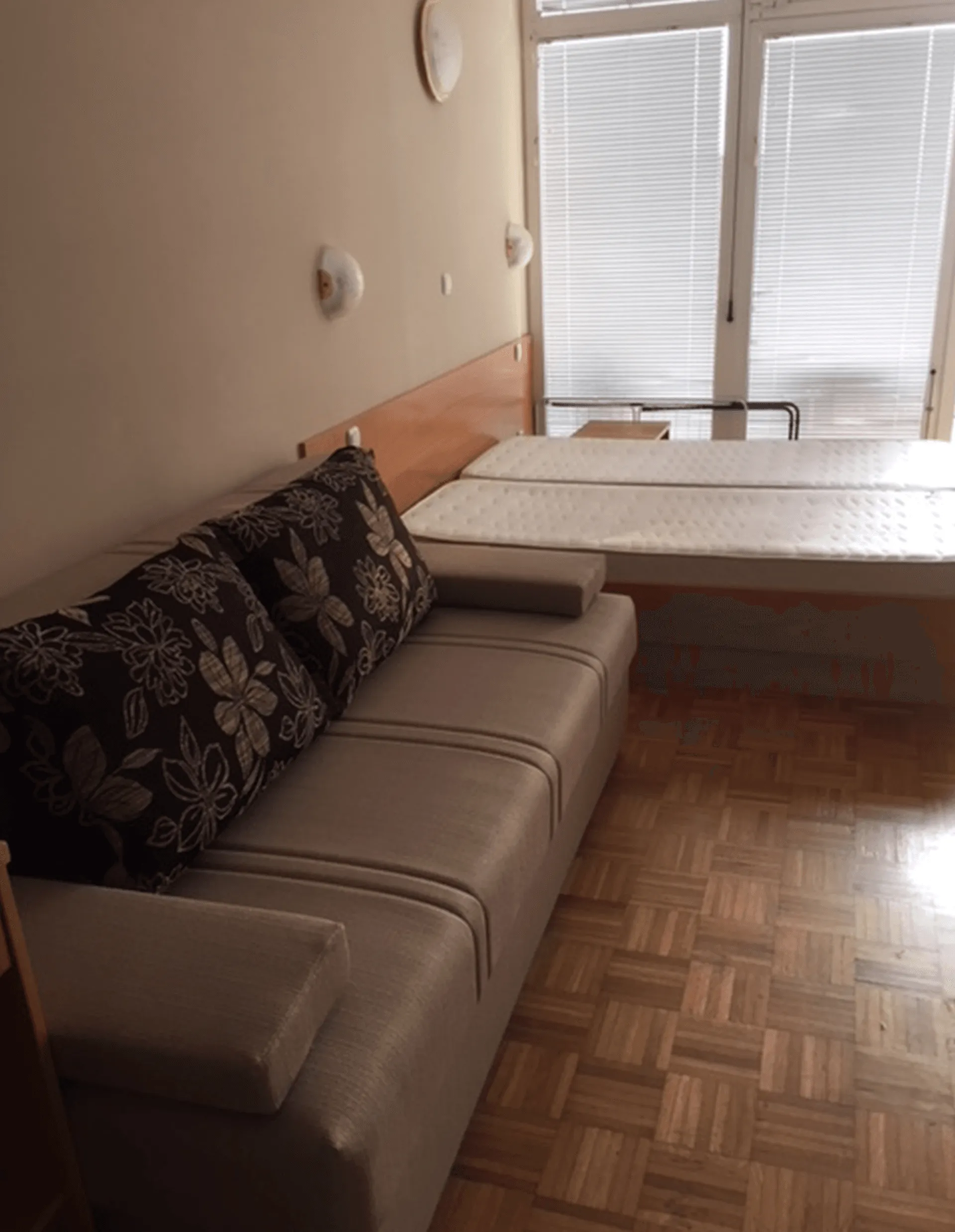 BELI KRIŽ 1 – fotografija 1 od 7