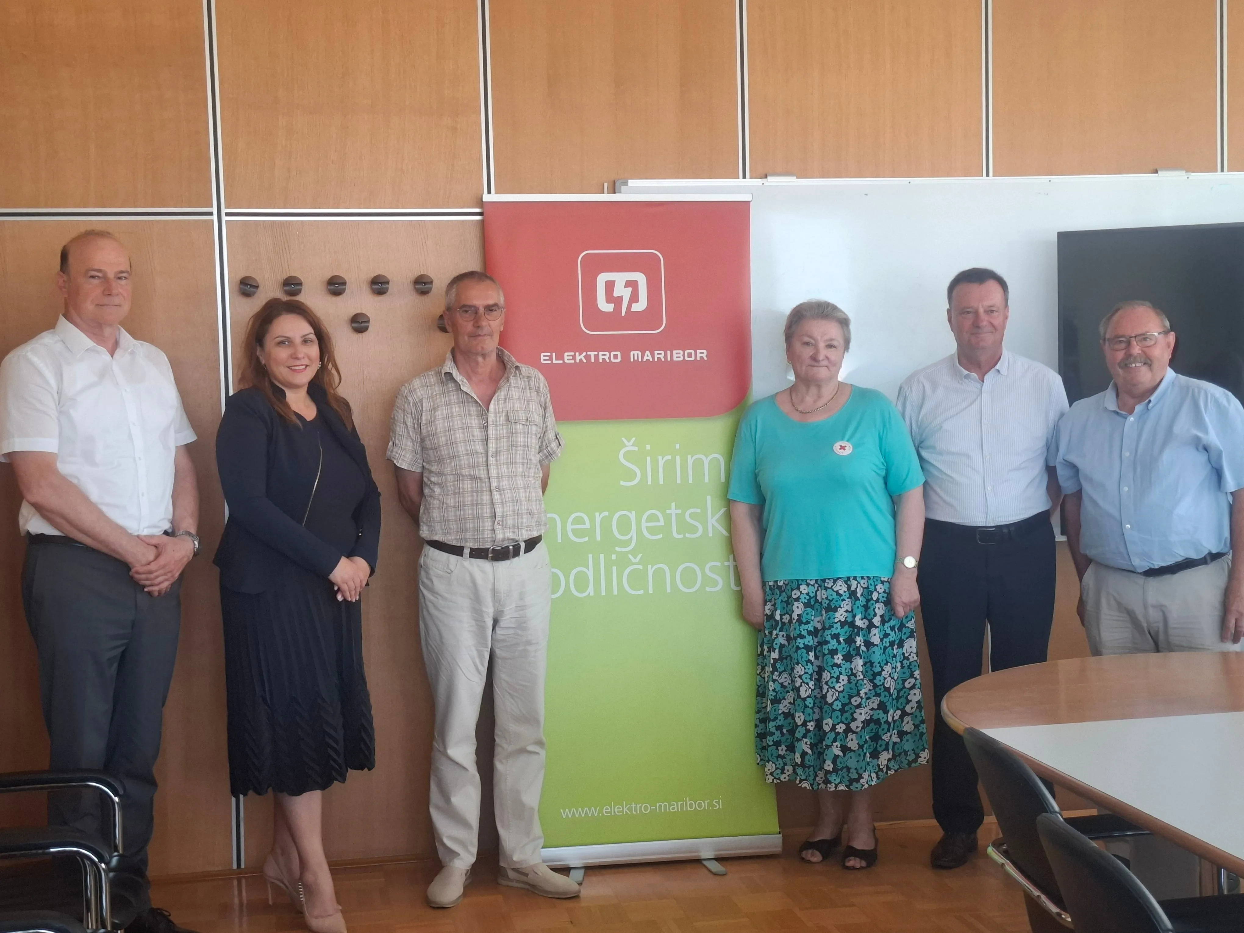 Fotografija – Elektro Maribor na Ptuju predal donaciji lokalnima humanitarnima organizacijama