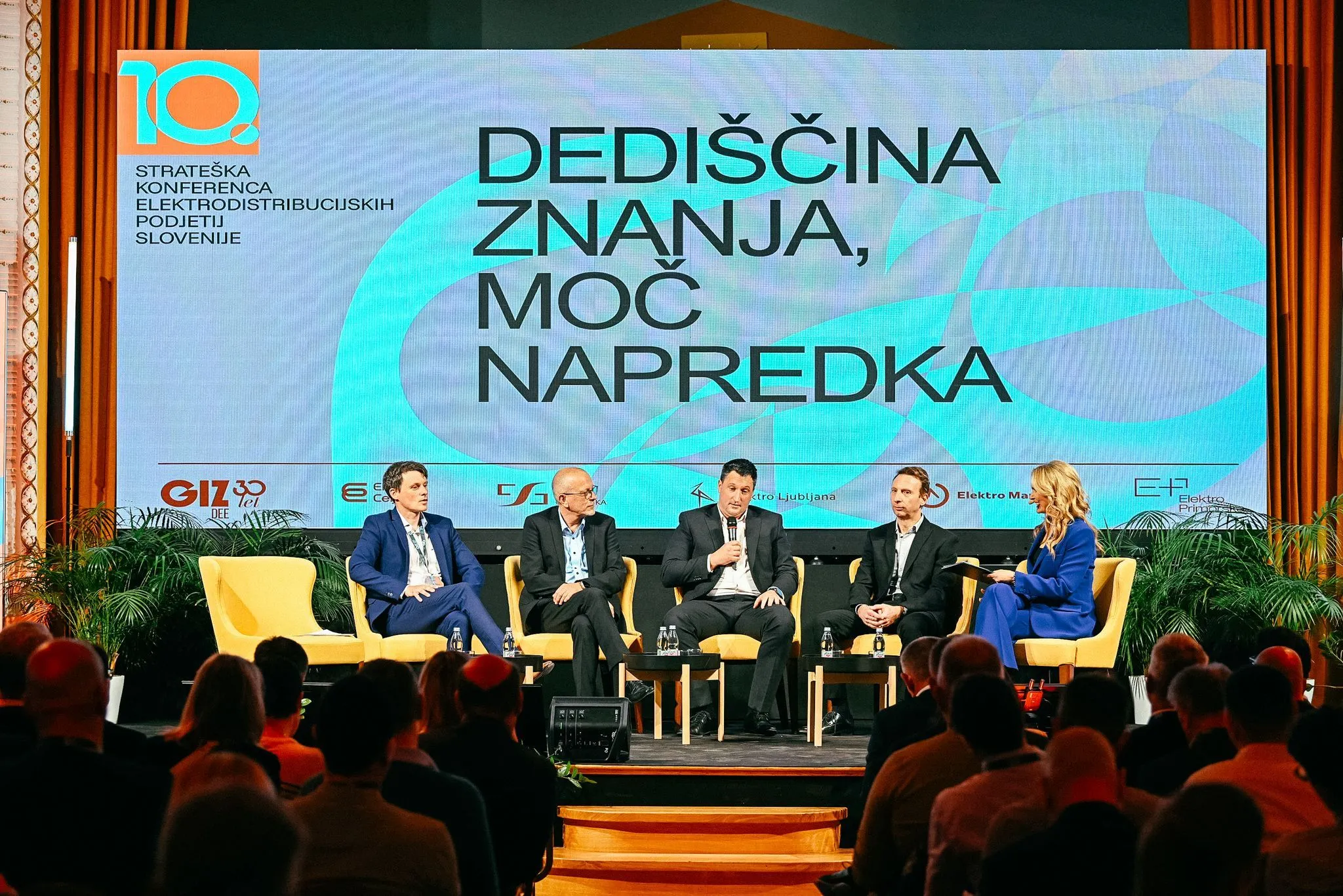 10. jubilejna strateška konferenca slovenskih elektrodistribucijskih podjetij – fotografija 2 od 4