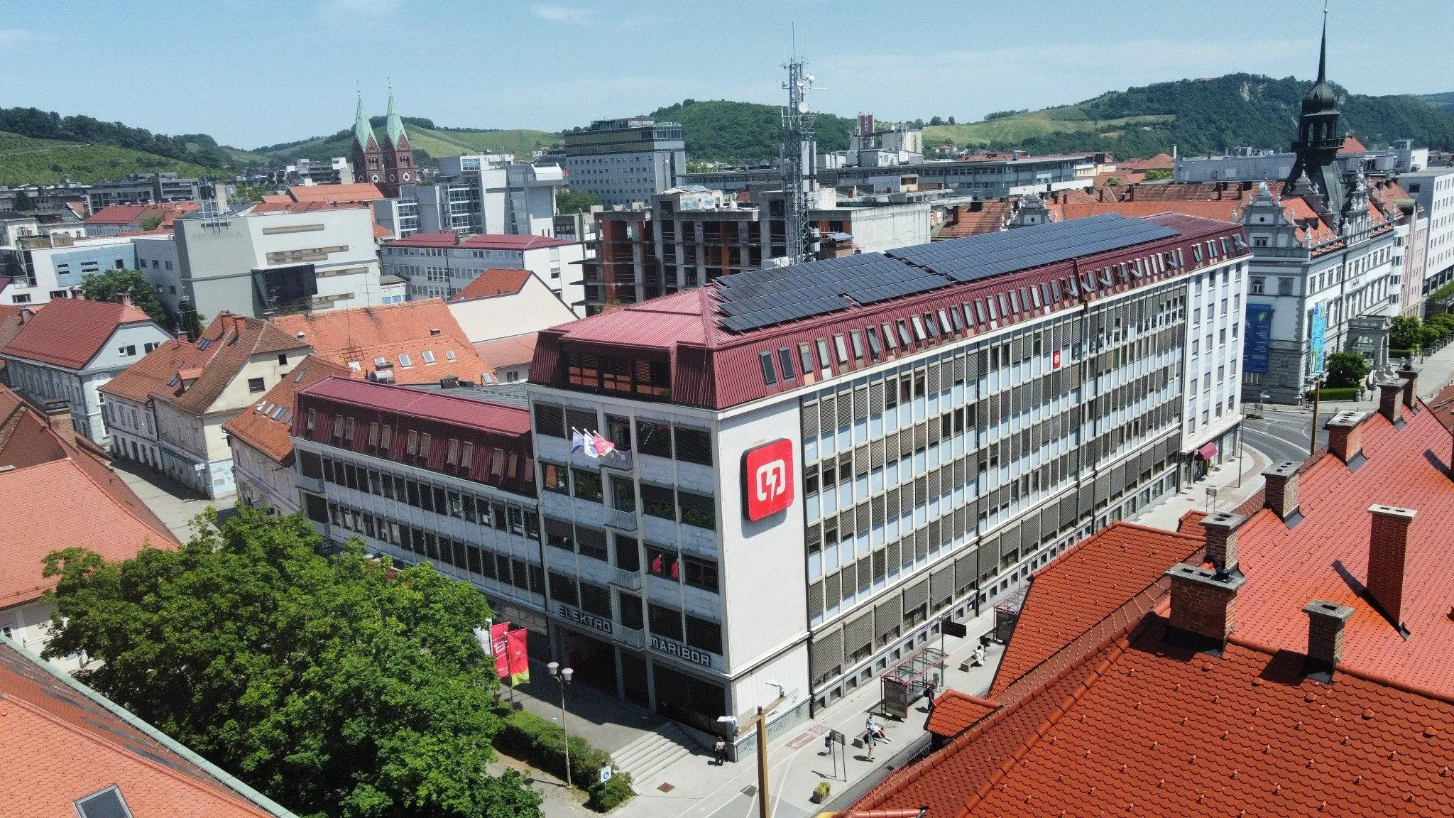 Fotografija – Elektro Maribor d.d. na poti rasti: Sklepi 32. skupščine v znamenju investicij in dobrih poslovnih rezultatov