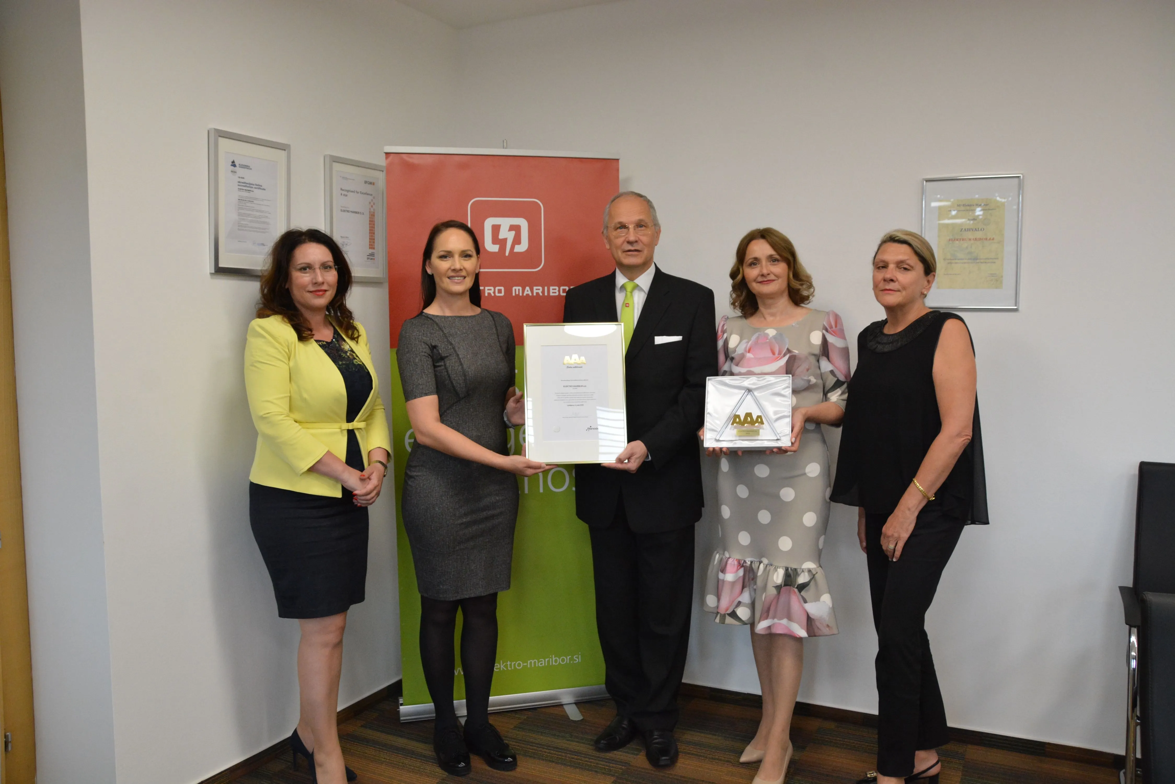 Fotografija – Zlati certifikat bonitetne odličnosti AAA